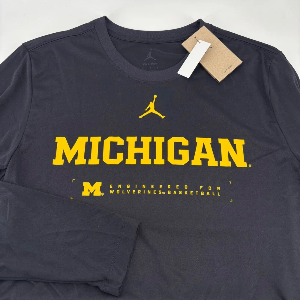 Jordan Michigan Basketball Shirt Mens L Navy Long Sleeve Dri-FIT NWT Wolverines